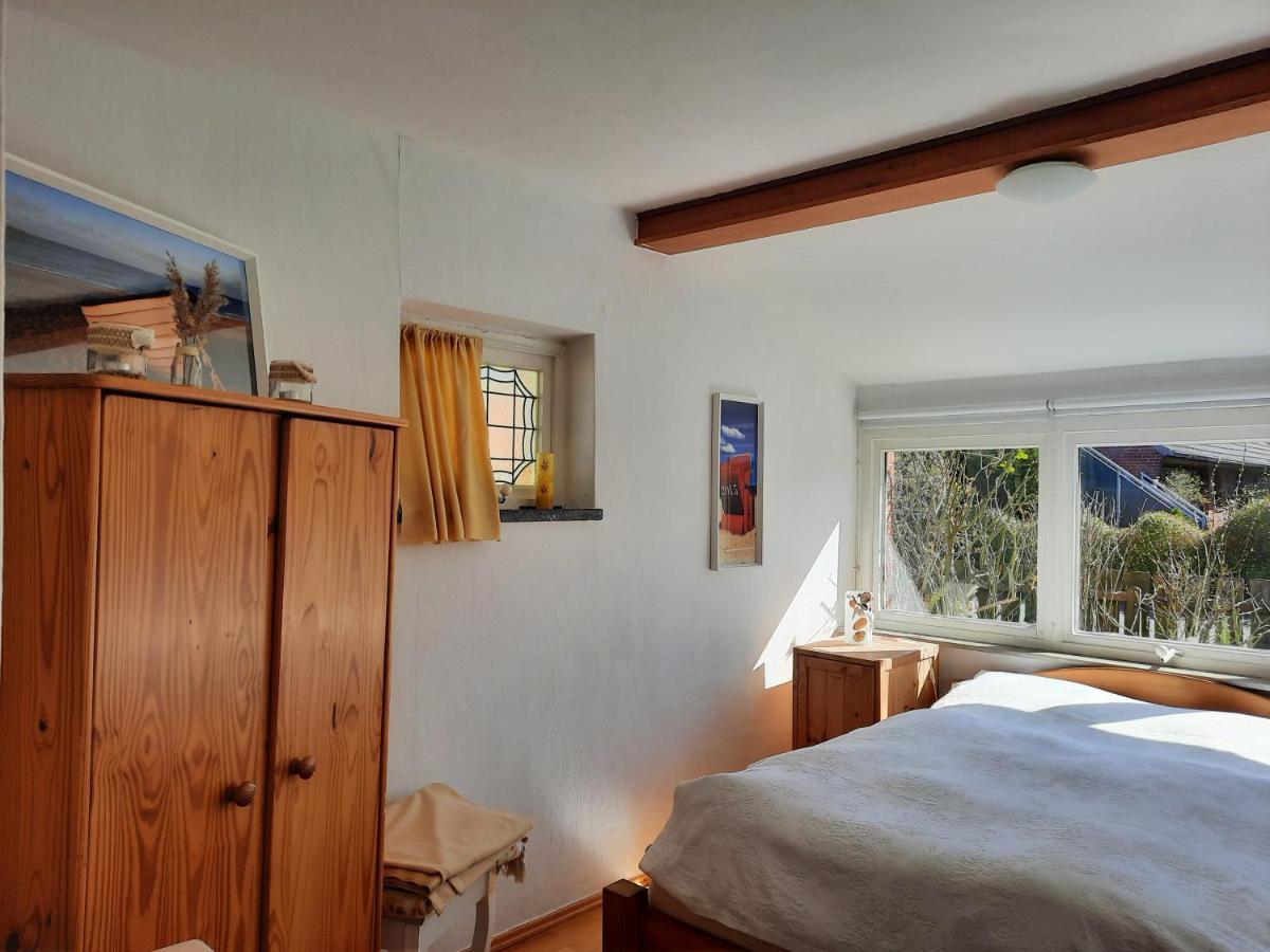 Ferienhaus In Buesumer Deichhausen - Buesum An Der Nordsee Fuer Bis Zu 9 Personen Exterior photo